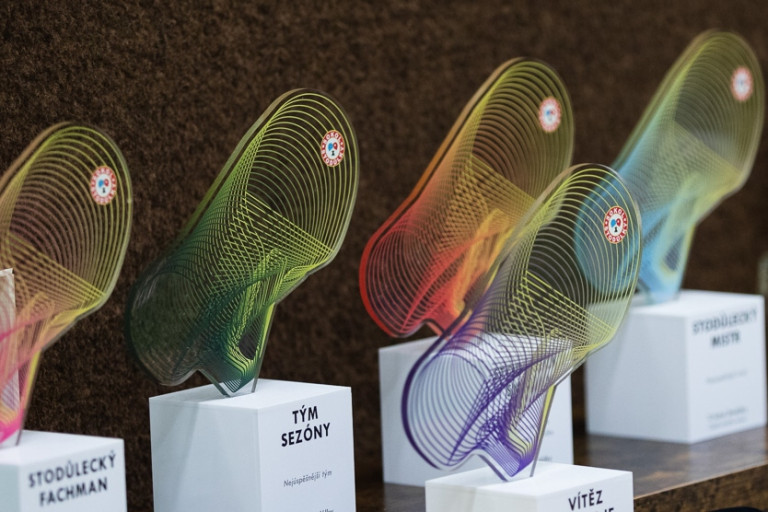 Vítězové putovních pohárů 2025/2026